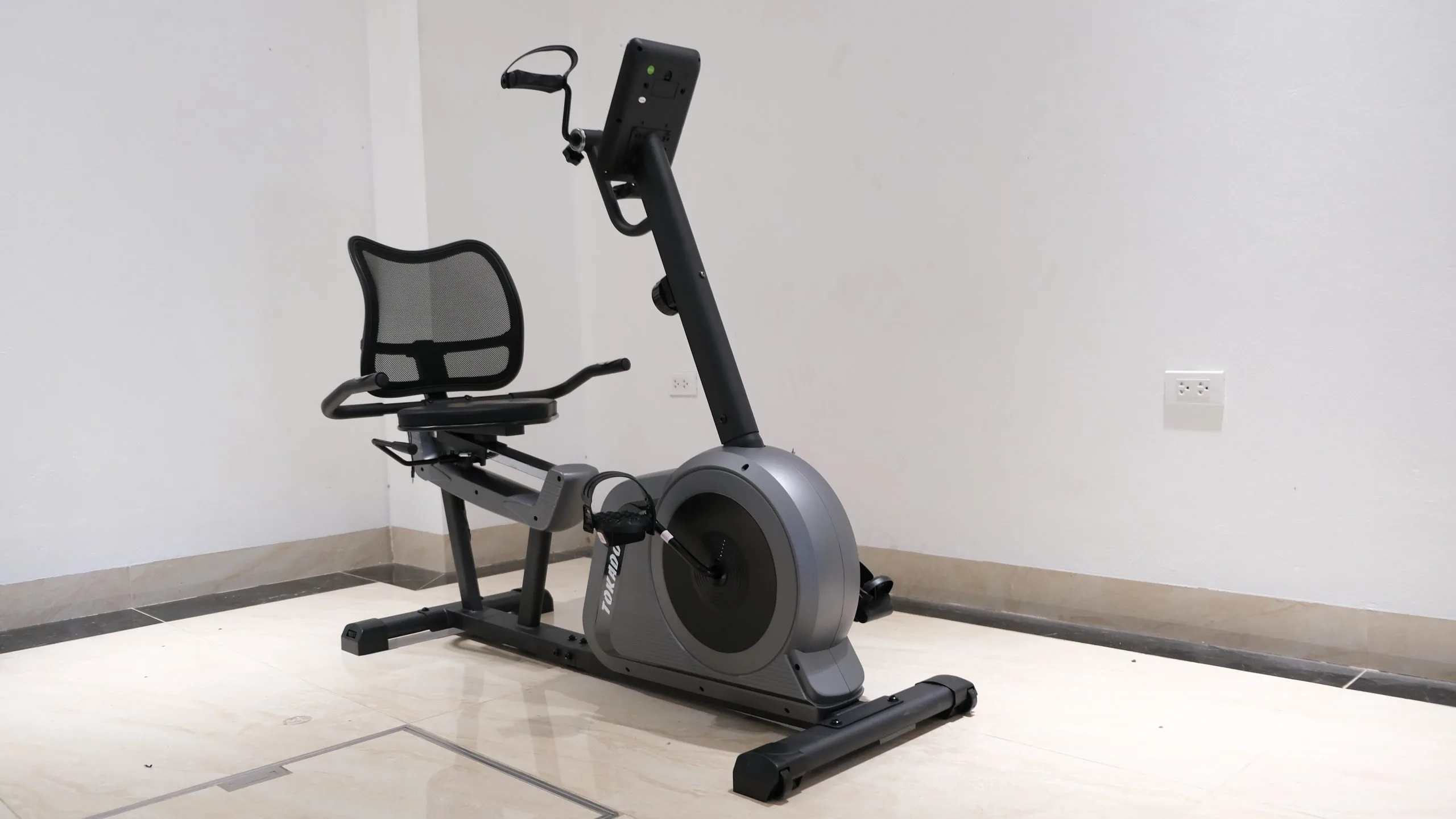 Xe đạp phục hồi chức năng TK8601R