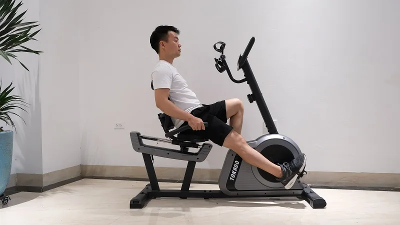 Xe đạp phục hồi chức năng TK8601R