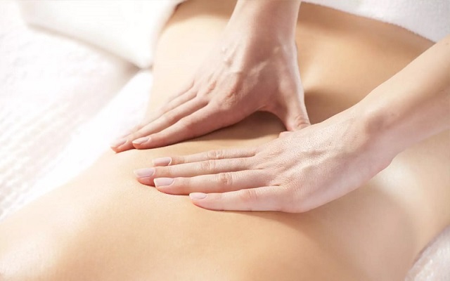 Cách massage lưng