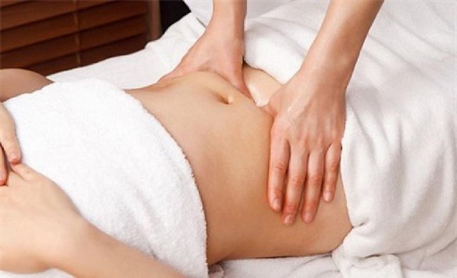 Lợi ích massage cơ thể sau khi sinh