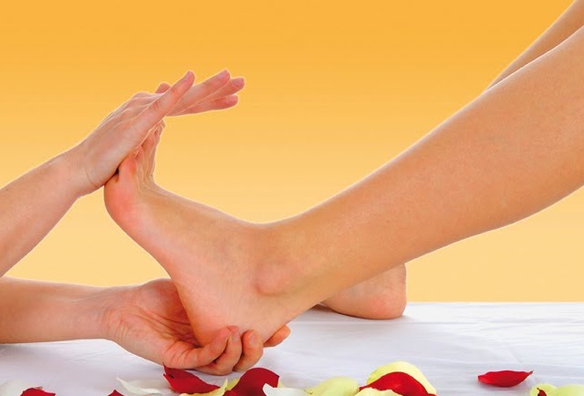 Một số kỹ thuật massage chân tốt cho sức khỏe